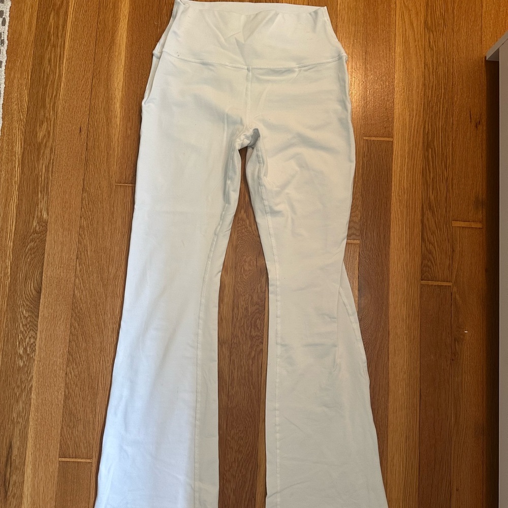 ALO Yoga Cream Boot Cut Pants